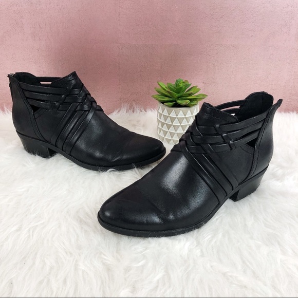 bare traps goldie bootie